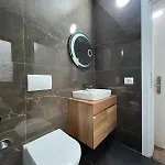 Sarvi * Durrës